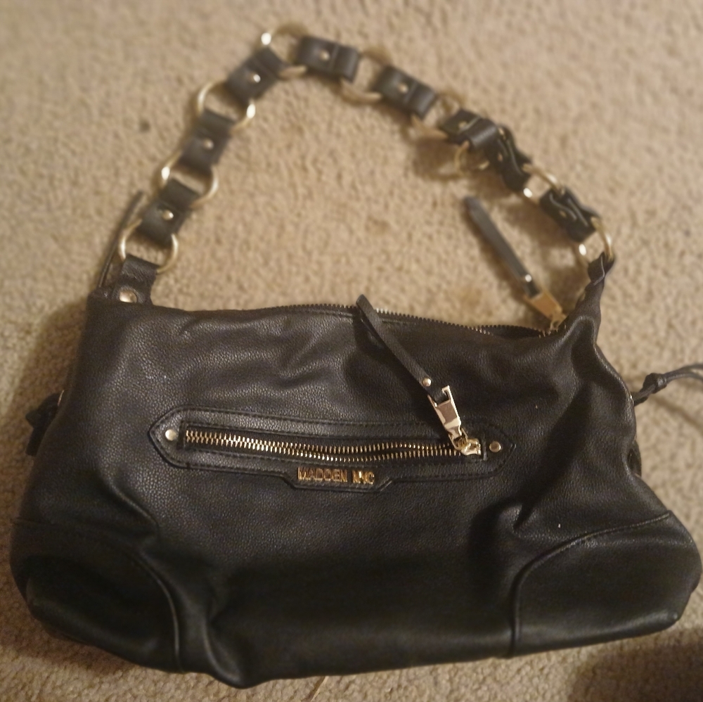Steve Madden Black Leather Shoulder Bag with Gold Chain Strap